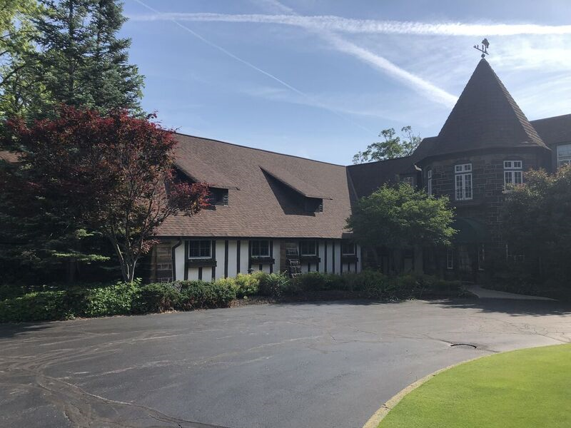 Mayfield Country Club