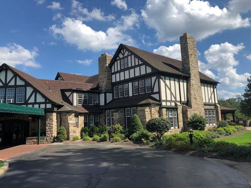 Mayfield Country Club